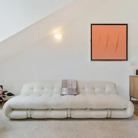 Modern 1-bedroom Near Train Station & Old Town 룩셈부르크