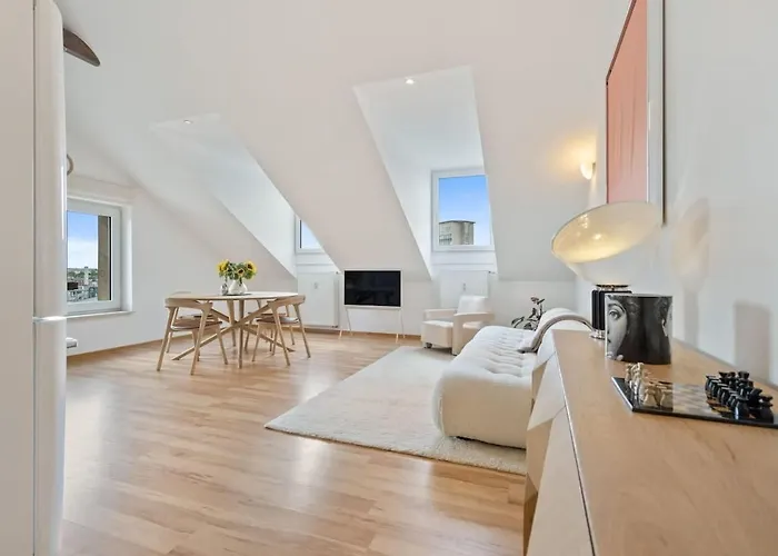 Modern 1-bedroom Near Train Station & Old Town * Lüksemburg