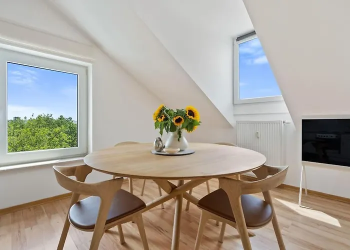 Modern 1-bedroom Near Train Station & Old Town Lüksemburg